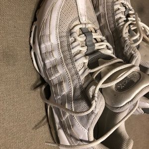 All white 95 size:9